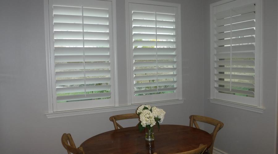 Shutters with deco Z-frames