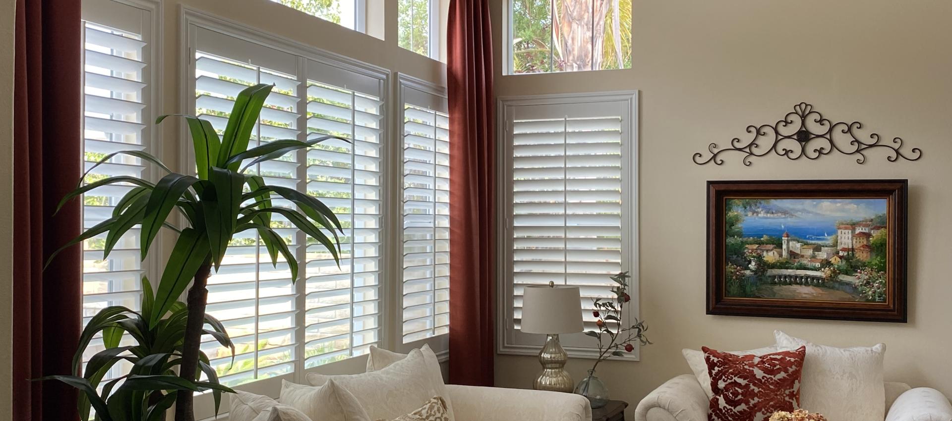 shutters with 2 1/2" deco casings