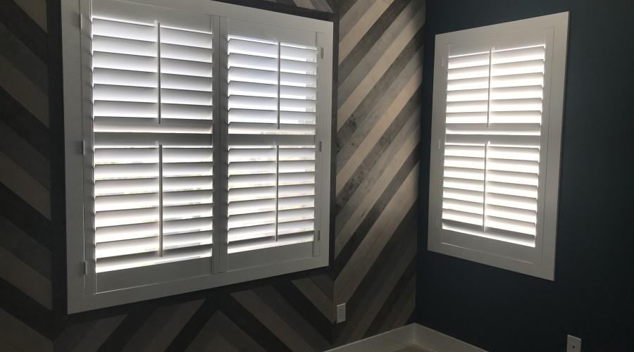 Shutters with flat face frames and divider rails
